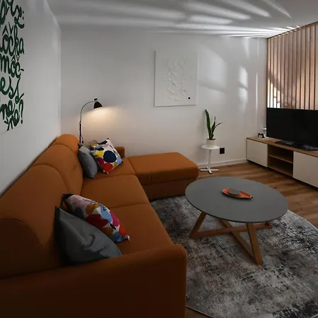 Apartment Kuvik *